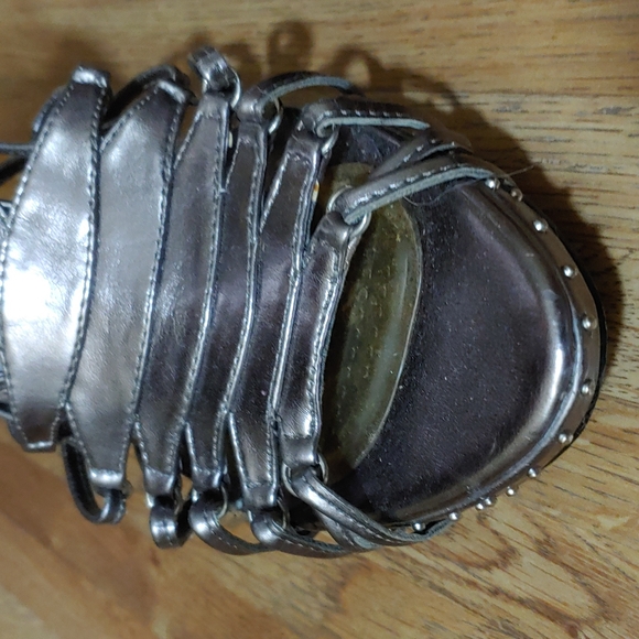 Diva DNA Studded & Laced Up Heels 9M - Picture 3 of 15